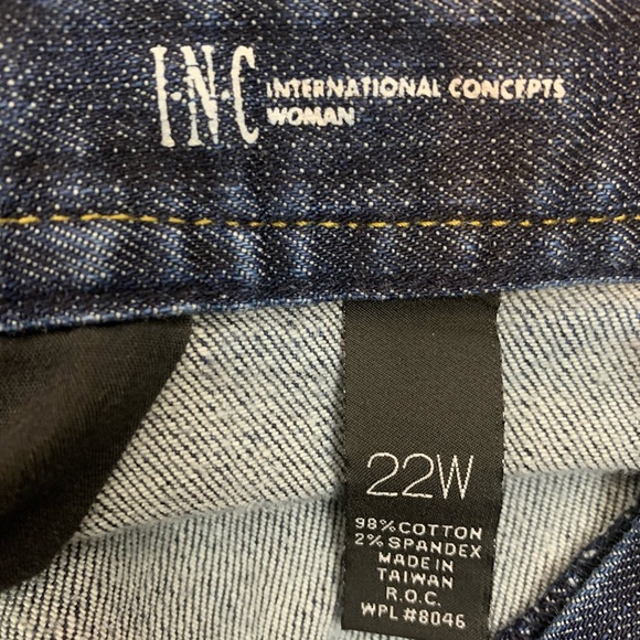 INC Curvy Fit Straight Leg Jeans with Grommet Pocket, Size 22 - Picture 5 of 5
